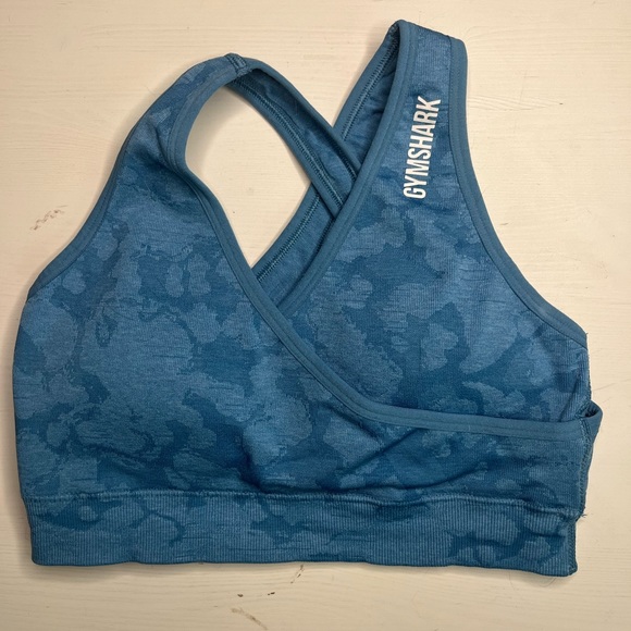 Gym Shark Bra - Picture 1 of 2